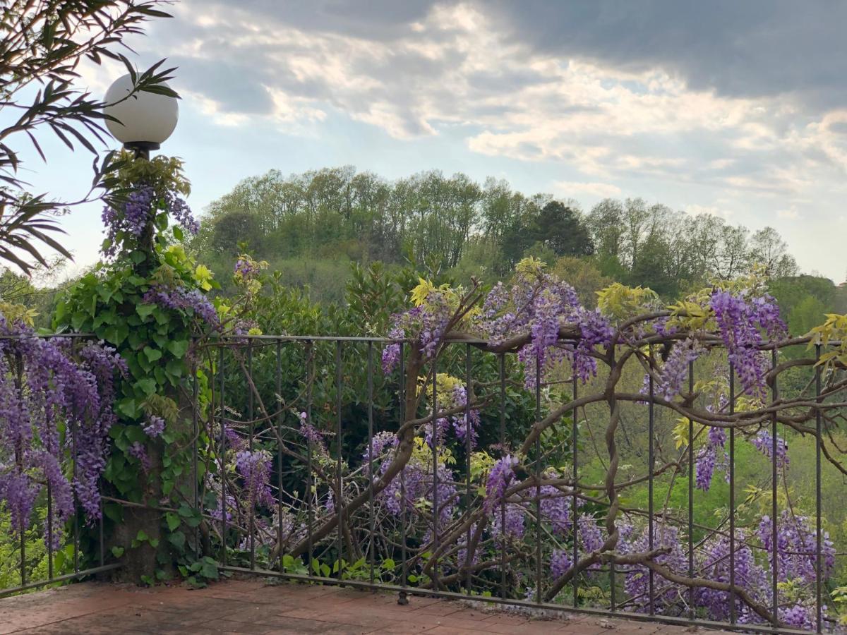 La Casa Nel Bosco Vila Lari Exterior foto